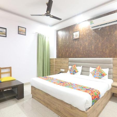 Icyhotels Hl Inn Chinhat Esterno foto