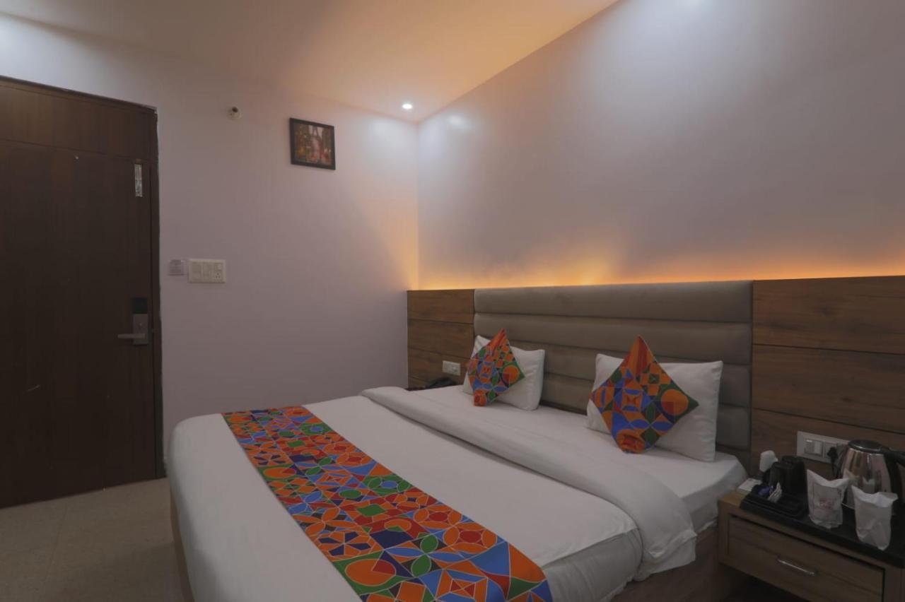 Icyhotels Hl Inn Chinhat Esterno foto