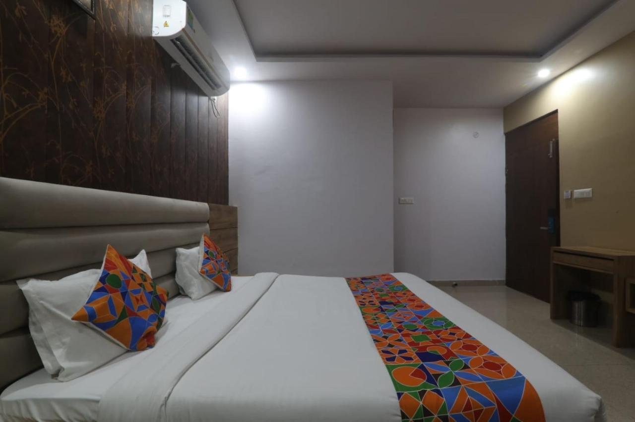 Icyhotels Hl Inn Chinhat Esterno foto
