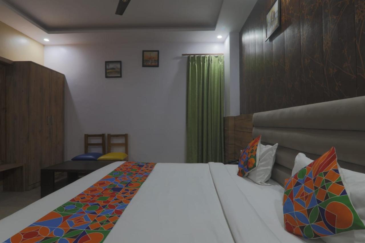 Icyhotels Hl Inn Chinhat Esterno foto