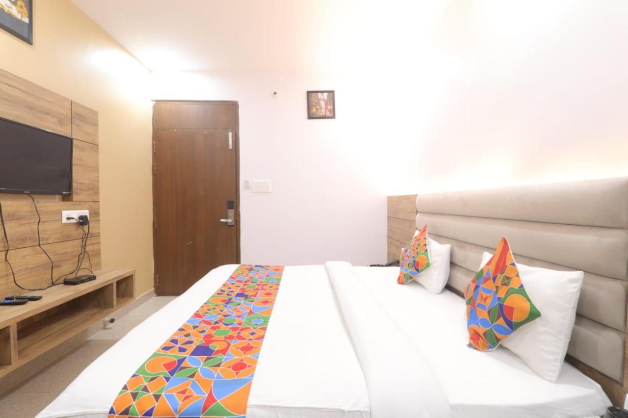 Icyhotels Hl Inn Chinhat Esterno foto