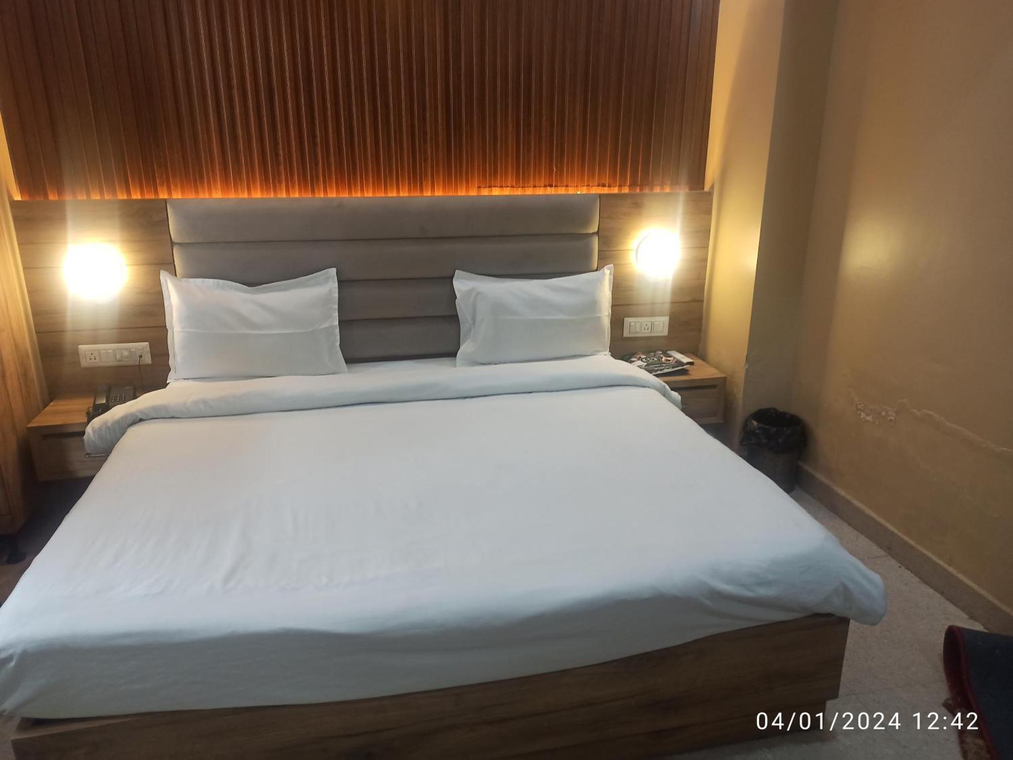 Icyhotels Hl Inn Chinhat Esterno foto