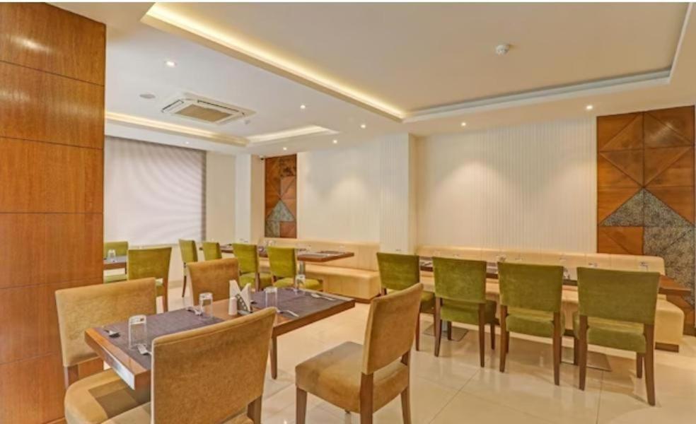 Icyhotels Hl Inn Chinhat Esterno foto